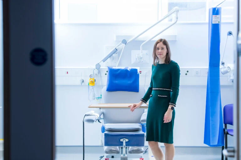 Controlling high blood pressure and diabetes and following a healthier lifestyle from an earlier age could reduce risk of dementia in older age 