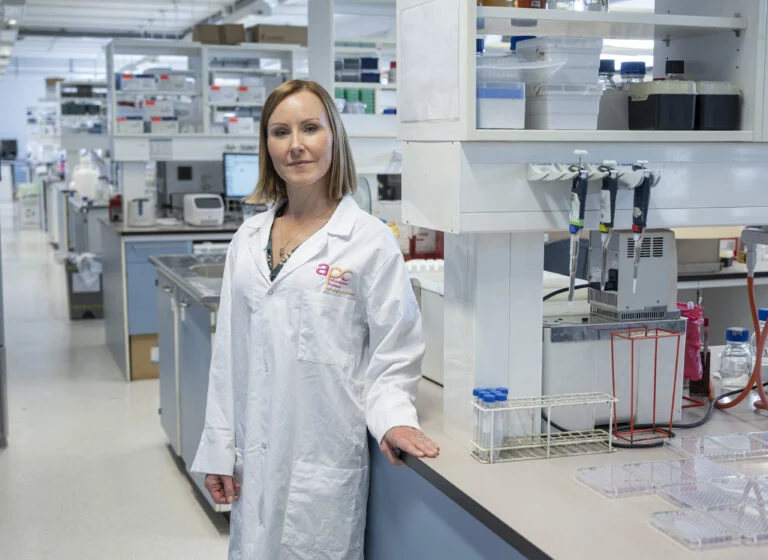 The gut microbiome has been linked to higher pain responses in women in an APC Microbiome Ireland study led by University College Cork’s Dr Siobhain O’Mahony and Prof George Shorten.